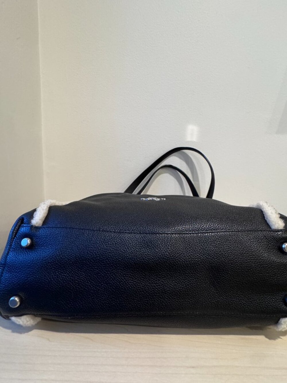 Coach Edie 31 Shoulder Bag β Black Leather & Shearling β CBV38 π₯ - Picture 10 of 16